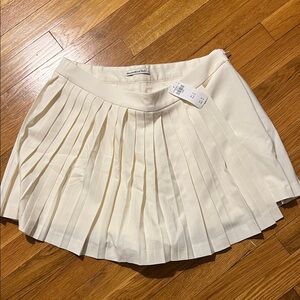 Abercrombie & Fitch Cream Pleated Circle Skirt